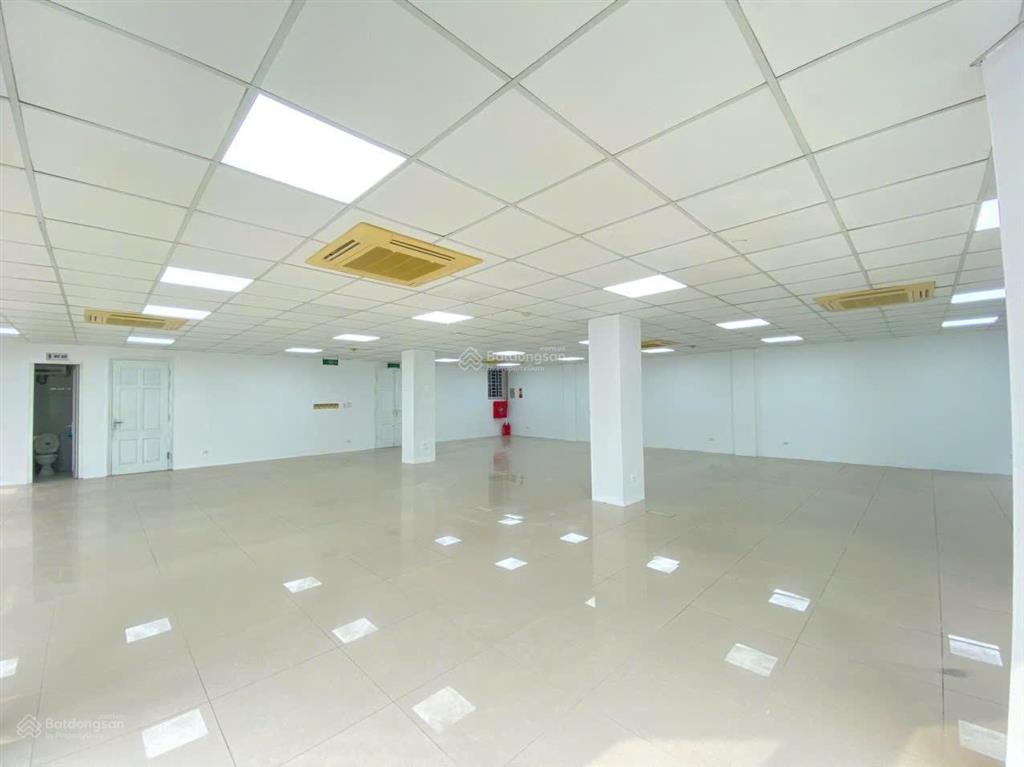 Cho thuê vp phố dịch vọng, cầu giấy, hà nội, dtsd 200m², thông sàn, mt 15m², giá 42tr/tháng