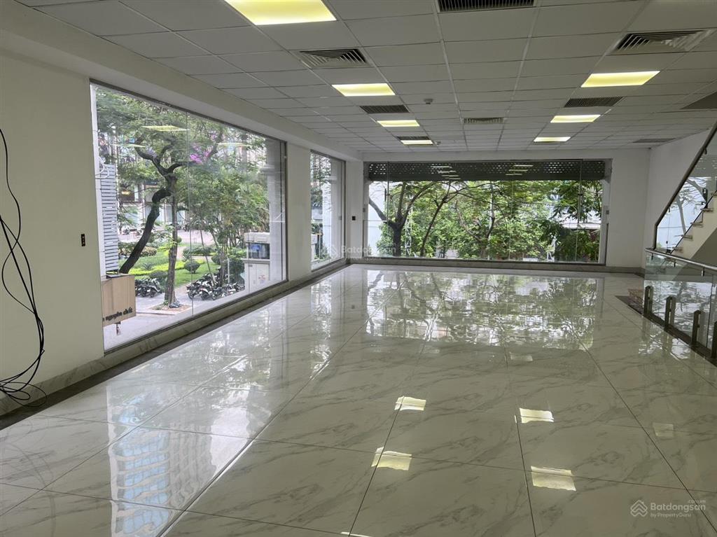 Cho thuê văn phòng phố mai anh tuấn đống đa, hà nội, dtsd 65m2, thông sàn, giá 10,5tr/tháng