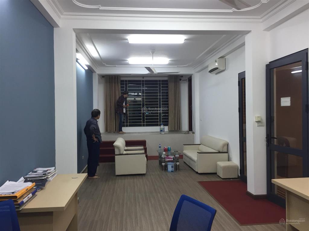 Cho thuê văn phòng phố mai anh tuấn đống đa, hà nội, dtsd 65m2, thông sàn, giá 10,5tr/tháng