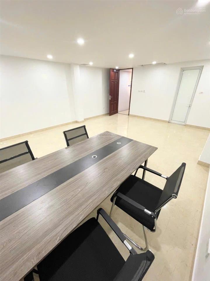 Cho thuê văn phòng phố trung kính, cầu giấy, hà nội, dtsd 45m2, thông sàn, giá 8,5tr/tháng