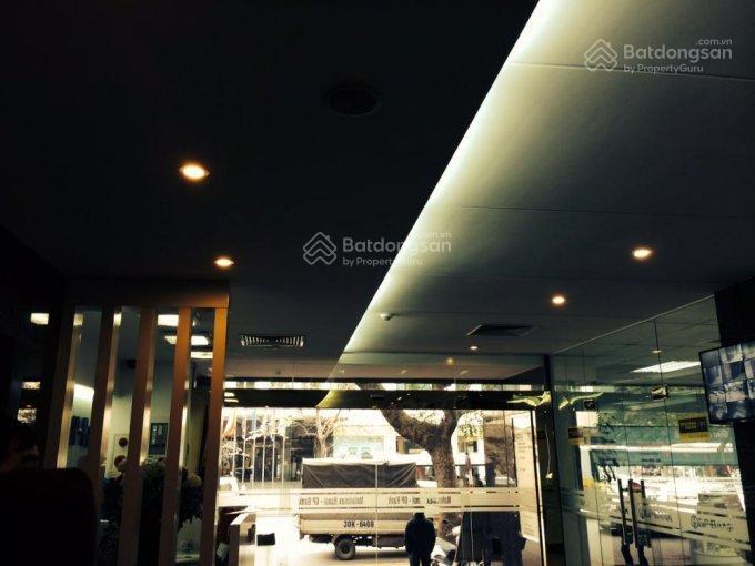 Cho thuê văn phòng phố lạc long quân, tây hồ, hà nội. dtsd 60m2, thông sàn, giá 12tr/tháng