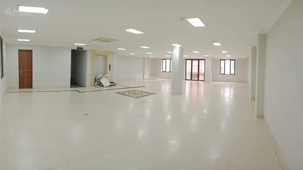 Cho thuê vp phố thụy khuê, phường thụy khuê, tây hồ, dtsd 45m2, giá 8tr/tháng
