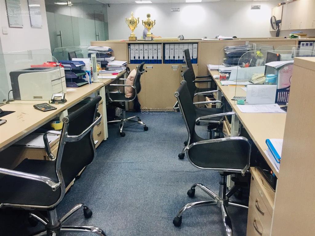 Cho thuê văn phòng phố lạc long quân, tây hồ, hà nội, dtsd 50m2, giá 8tr/tháng