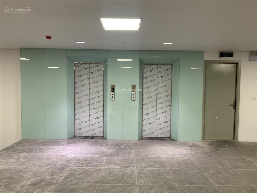 Cho thuê văn phòng phố hoàng hoa thám, tây hồ, hà nội, dtsd 150m2, thông sàn, giá 30tr/tháng
