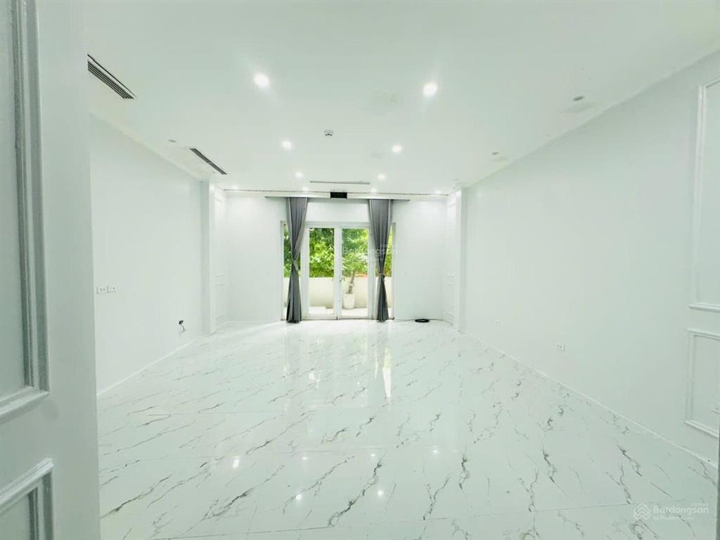 Cho thuê vp phố vũ phạm hàm, cầu giấy, hà nội, dtsd 45m2, thông sàn, giá 9,5tr/tháng