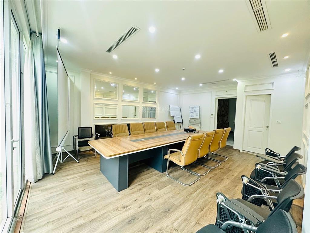 Cho thuê vp phố vũ phạm hàm, cầu giấy, hà nội, dtsd 45m2, thông sàn, giá 9,5tr/tháng