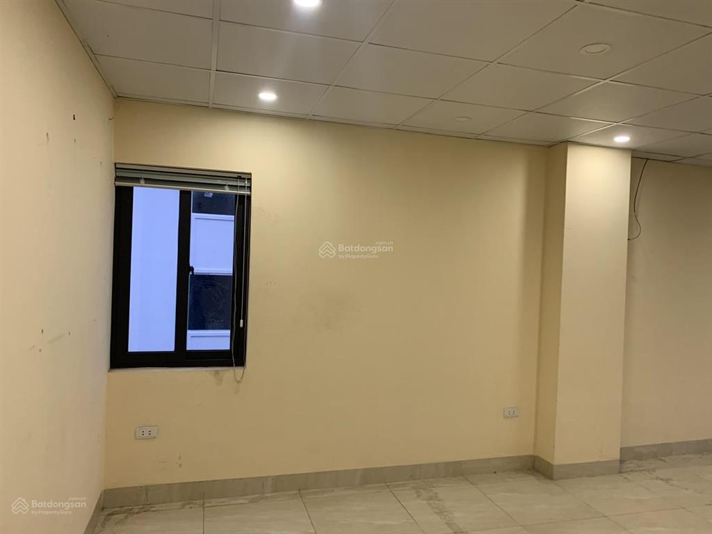 Cho thuê văn phòng phố khương đình, thanh xuân, hà nội, dtsd 25m2, giá 4tr/tháng