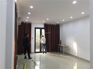 Cho thuê văn phòng phố hoàng cầu, đống đa, hà nội, dtsd 25m2, giá 5tr, mới đẹp