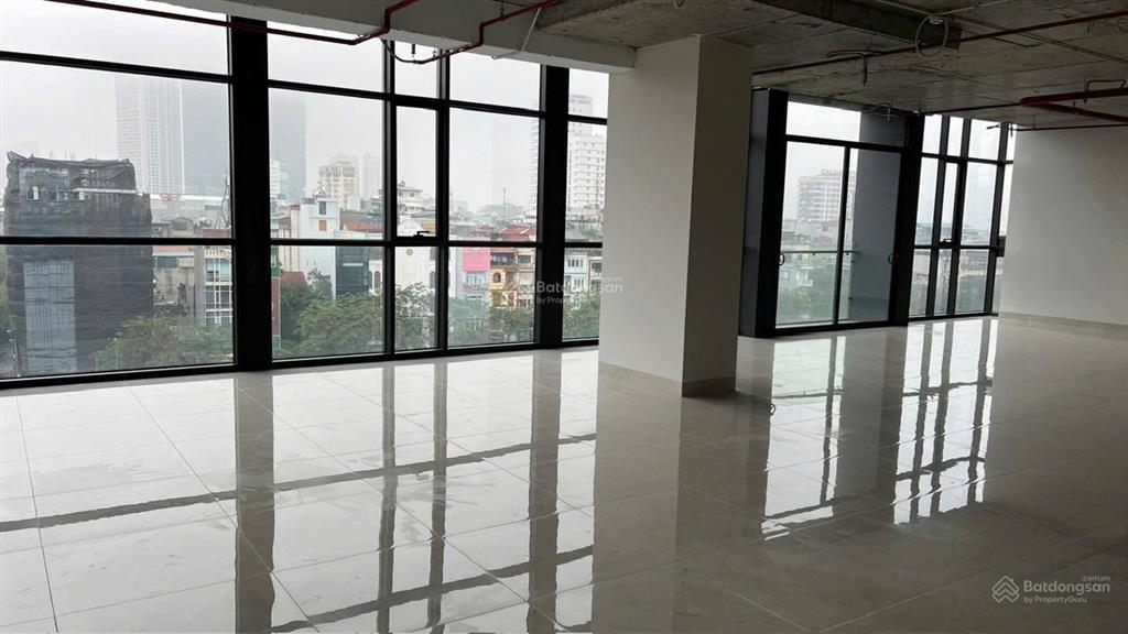 Cho thuê văn phòng phố láng hạ đống đa,hà nội,dtsd 230m2,thông sàn,giá 65tr/tháng