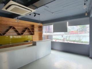 Cho thuê văn phòng phố nguyễn chí thanh,đống đa,hà nội,dtsd 160m2,thông sàn,giá 40tr/tháng,mới đẹp