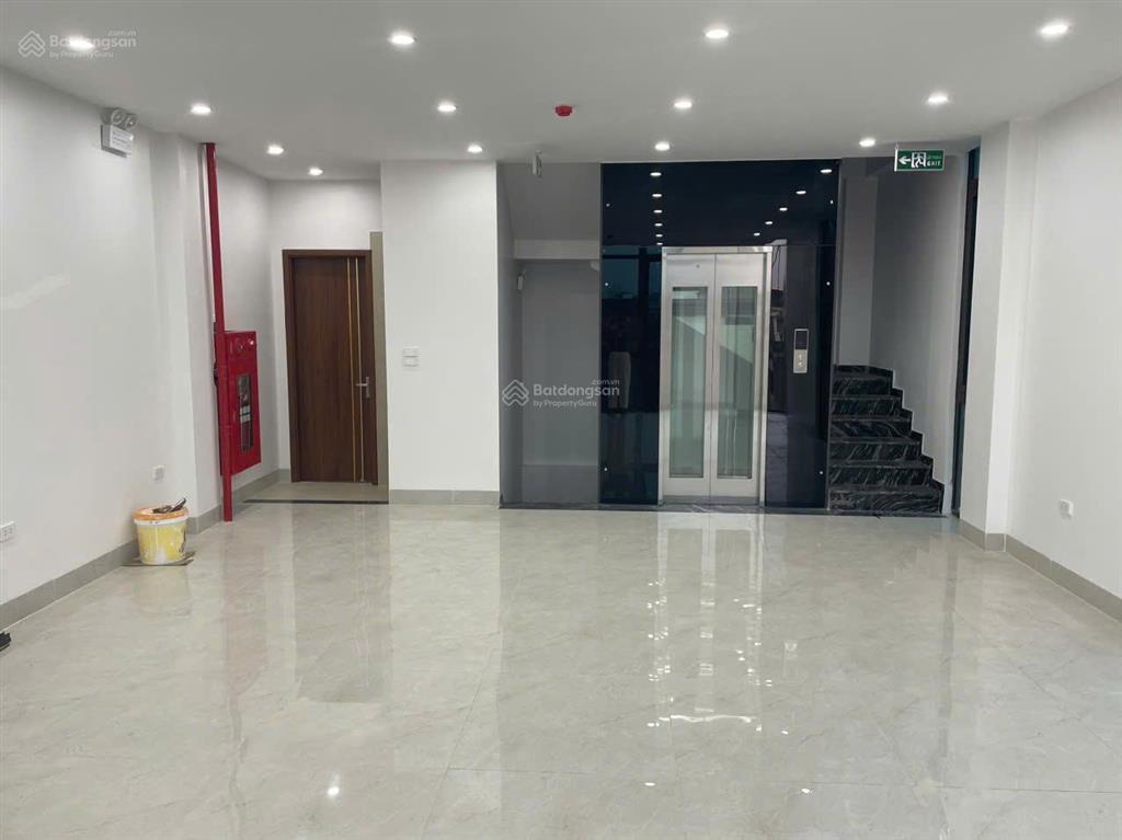 Cho thuê văn phòng phố thái hà, đống đa, hà nội, dtsd 65m2, thông sàn, giá 13tr/tháng