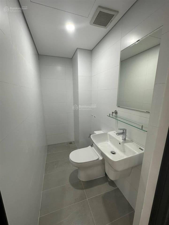 Cho thuê văn phòng phố trần quang diệu, đống đa, hà nội, dtsd 36m2, thông sàn, giá 9tr/tháng