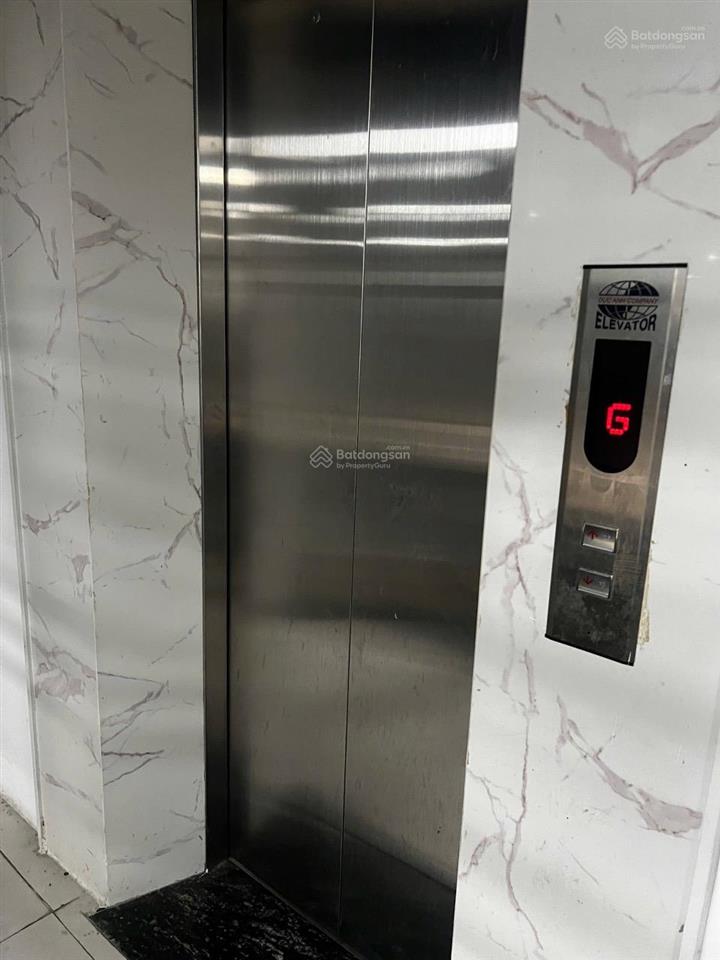 Cho thuê văn phòng phố hoàng quốc việt, cầu giấy, hà nội, dtsd 130m2,thông sàn,giá 24tr/tháng