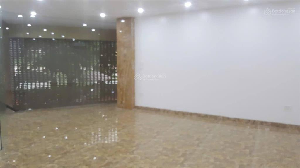 Cho thuê mbkd tầng 1 (lửng) tại phố hồ ba mẫu, đống đa, hà nội, dtsd 75m2, thông sàn giá 16tr/tháng