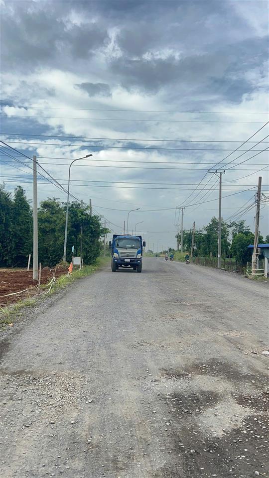 Chính chủ bán đất mặt tiền đường tỉnh 997 liên tỉnh dnvt 939 triệu