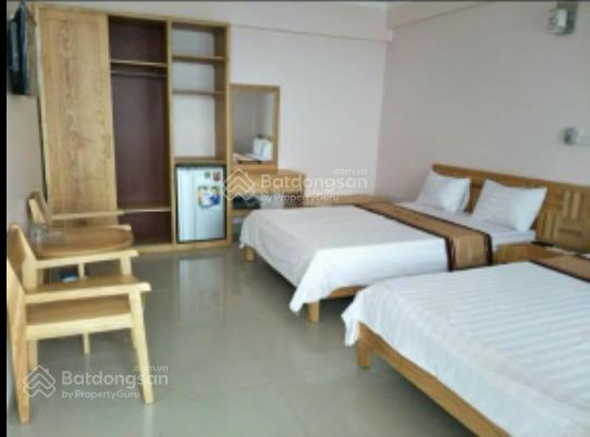 Bán tòa khách sạn tọa lạc tại vị trí đắc địa nhất tp sầm sơn, thanh hóa giá tốt, 700m2, đang kd tốt