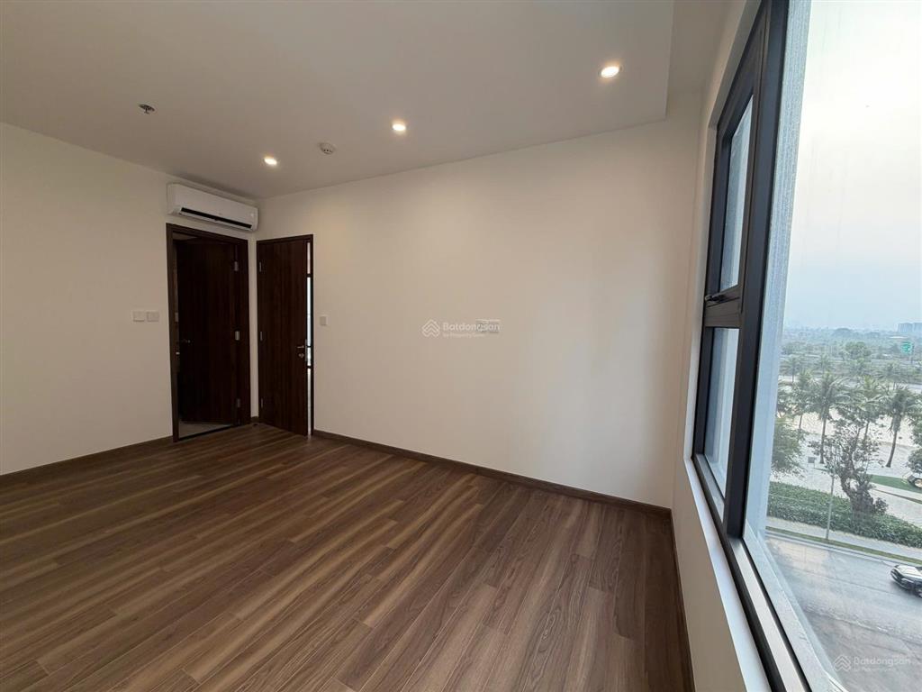 Bán căn zr3xx04  3pn2wc tầng trung view nhìn trực diện hồ san hô giá chỉ từ 6,8x tỷ