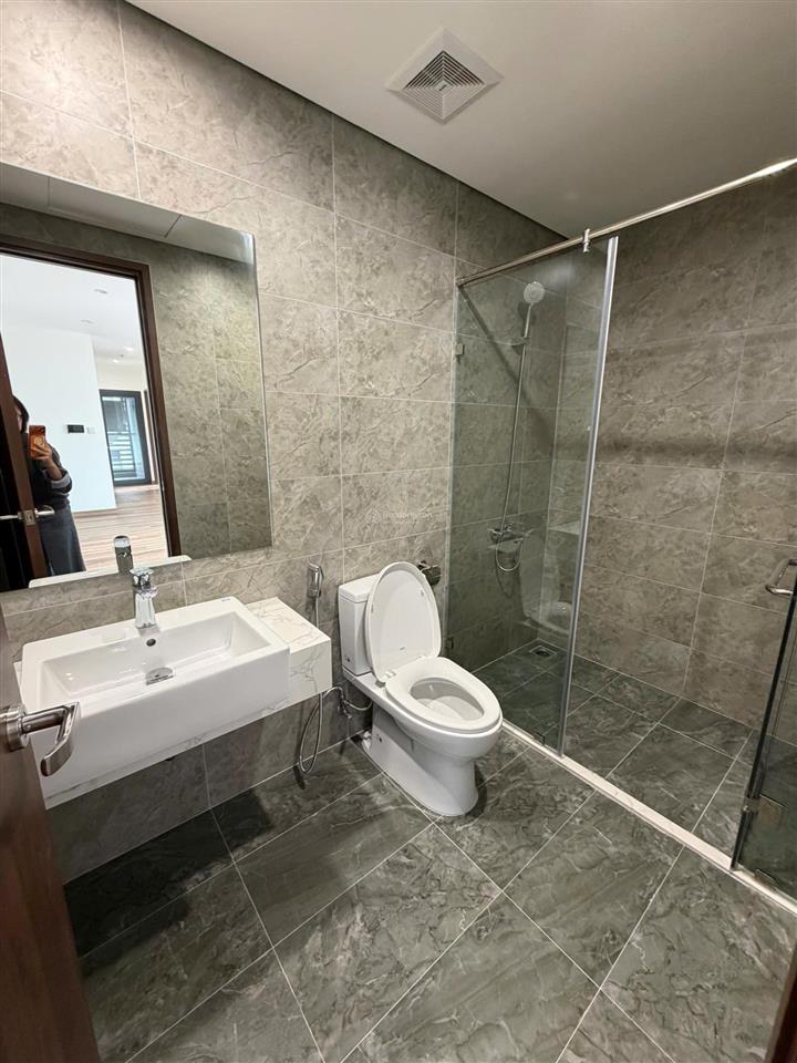 Bán căn zr3xx04  3pn2wc tầng trung view nhìn trực diện hồ san hô giá chỉ từ 6,8x tỷ