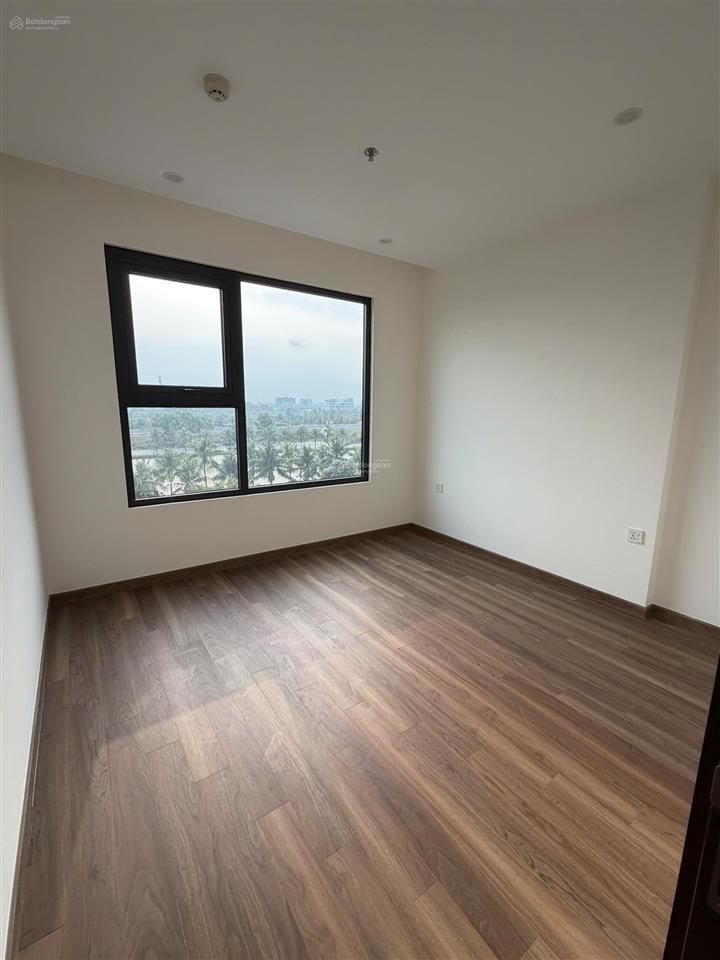Bán căn zr3xx04  3pn2wc tầng trung view nhìn trực diện hồ san hô giá chỉ từ 6,8x tỷ