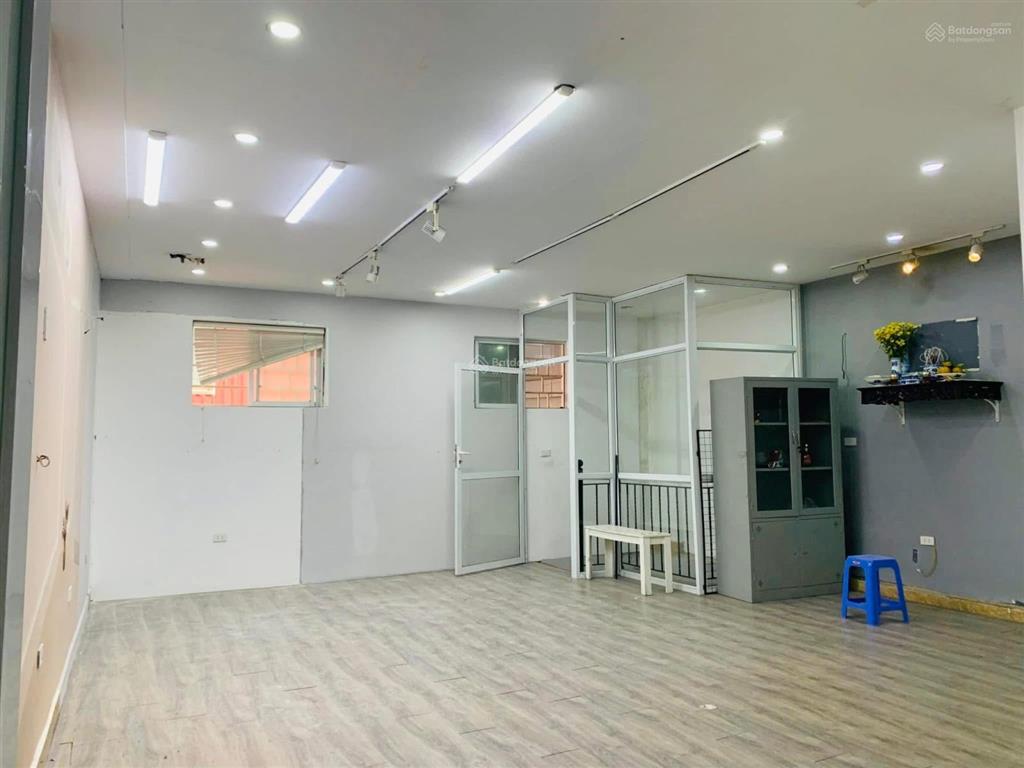 Cho thuê nhà mặt phố tại nguyễn biểu, 55 triệu, 75 m2, giá cực chất