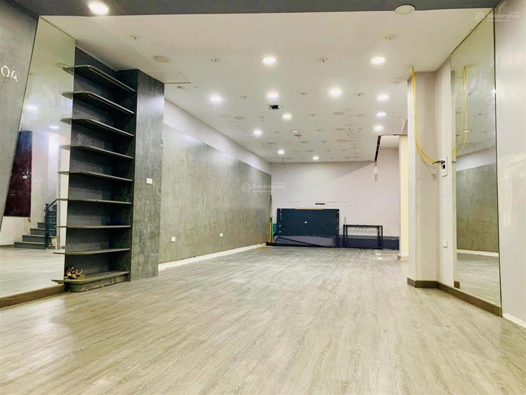 Cho thuê nhà mặt phố tại nguyễn biểu, 55 triệu, 75 m2, giá cực chất