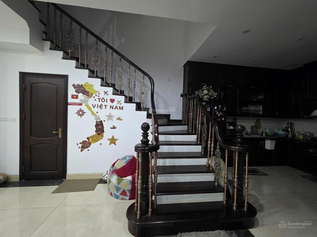 Nhà đang ở bình thường không tranh chấp