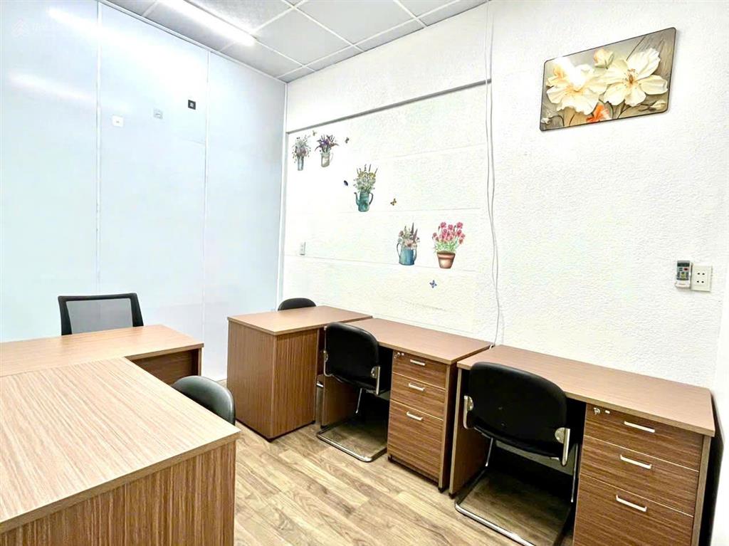 Văn phòng trọn gói quận 1 chỉ 5,9 triệu/tháng  full nội thất, vào làm việc ngay