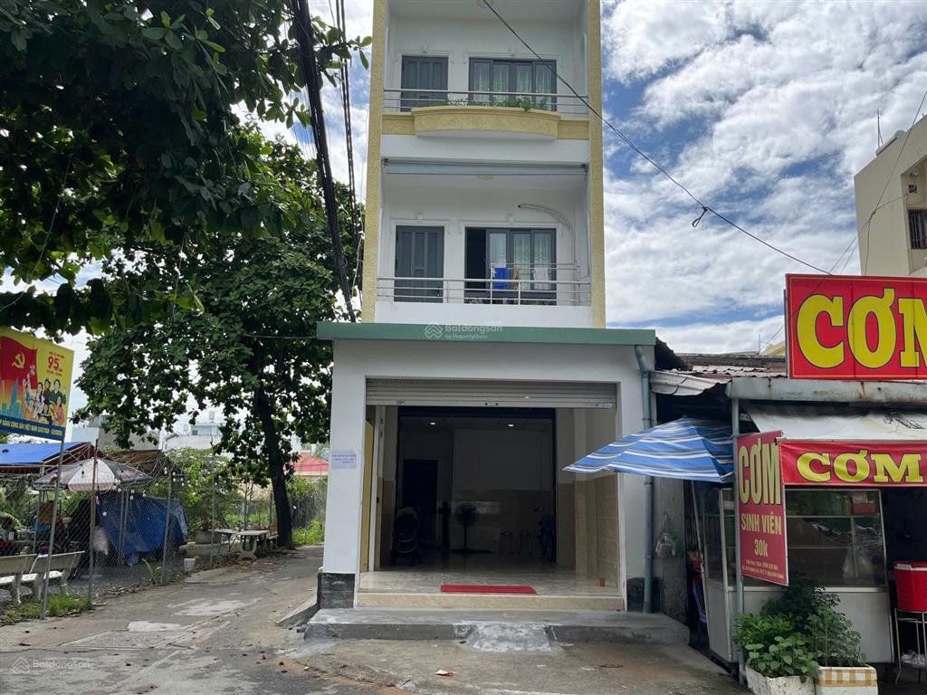 Cho thuê mặt bằng lối đi riêng 4.5x11m góc ngã tư, gần chợ bình triệu thủ đức giá 9 triệu/tháng