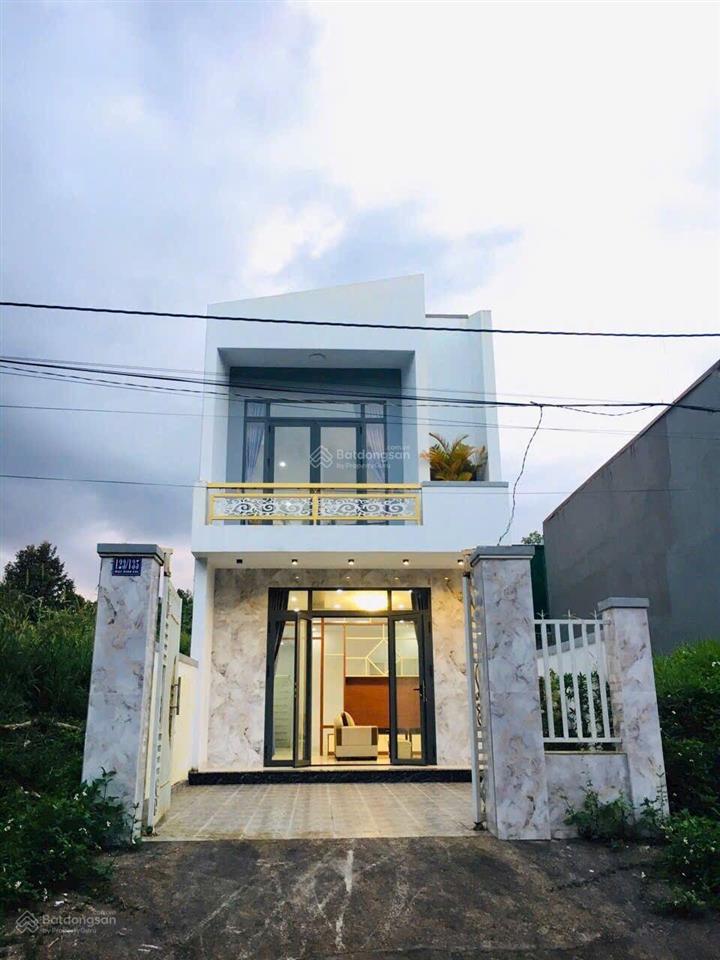 Nhà mới xây ngay trung tâm p2 bảo lộc | 1 trệt 1 lầu hoàn thiện