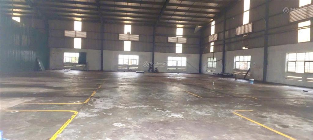 Chính chủ cho thuê 250m kho đông anh  hn cách cầu nhật tân 20 phút đi xe cont đỗ cửa kho