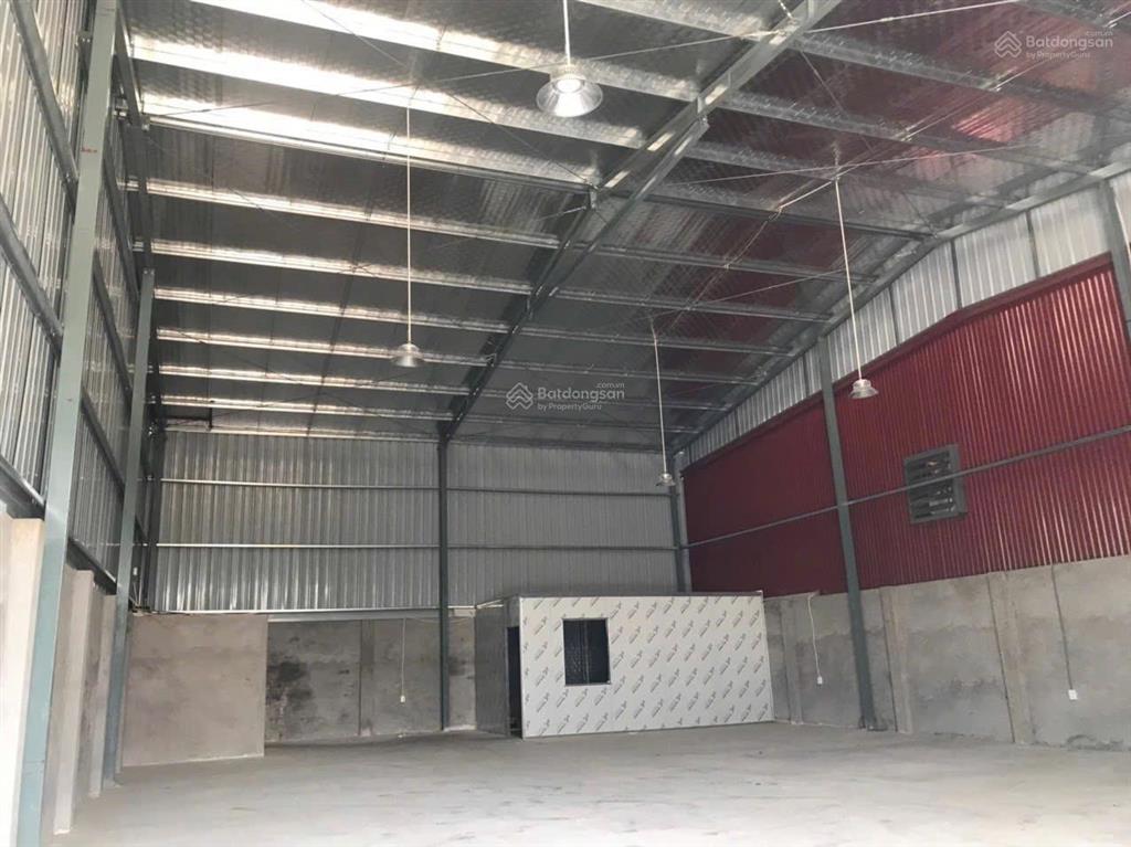 Sẵn #230m kho #độclập bên ngoài khu đô thị nguyên khê  đông anh
khung zamil, có vệ sinh khép kín,