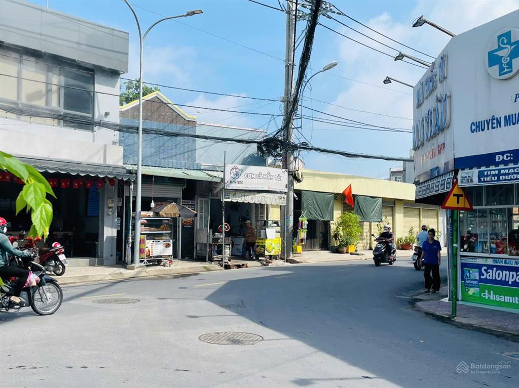 Bán đất 2 mặt tiền ~700m2 hóc môn  14,9 tỷ