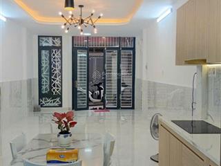 Bán nhà siêu diện tích (4m x 13m), nguyễn trọng tuyển, giá tốt, 7,5 tỷ tl, gồm 3pn, 2wc