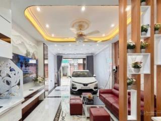 Nhà hẻm ô tô 4 chỗ, quận 3, xây mới 5 tầng, 4pn, full nội thất cao cấp, chỉ với 10 tỷ