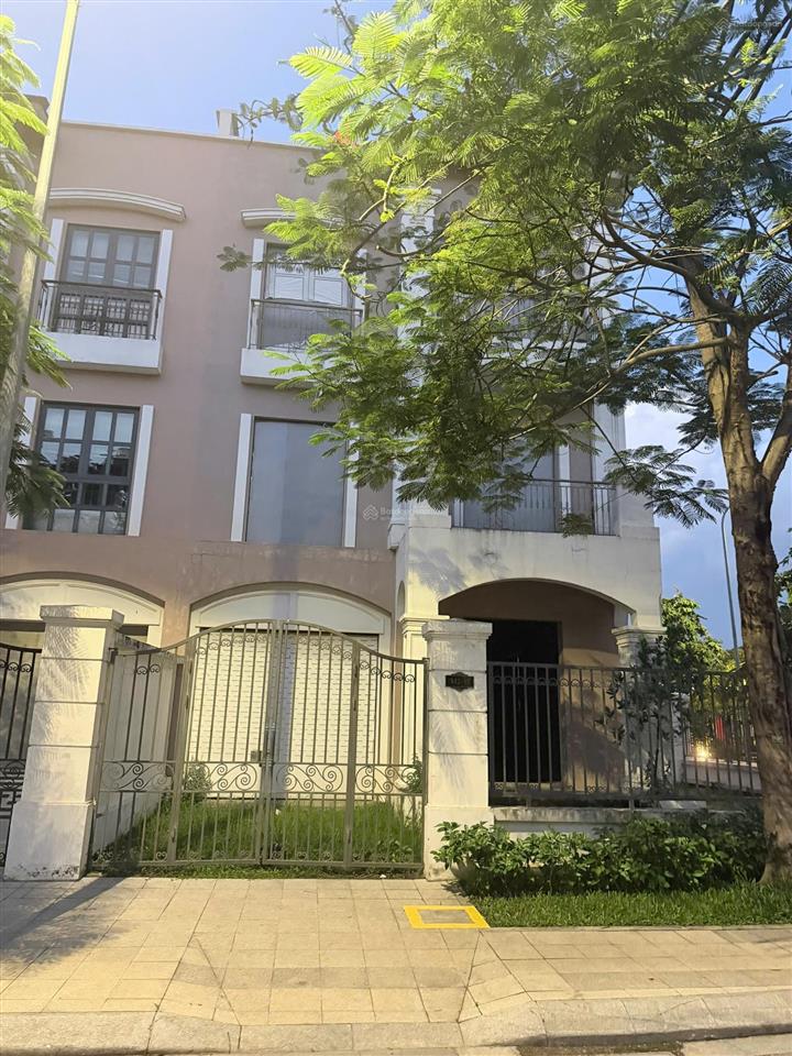 Bán biệt thự song lập căn góc 318m² vinhomes grand park, vị trí đẹp, mặt sau giáp hồ, giá 41 tỷ