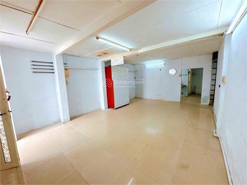 Rẻ! gấp bán! nhà nát dt 40m2  hẻm 3m  nguyễn đình chính  phú nhuận  50m ra ô tô  5.2 tỷ