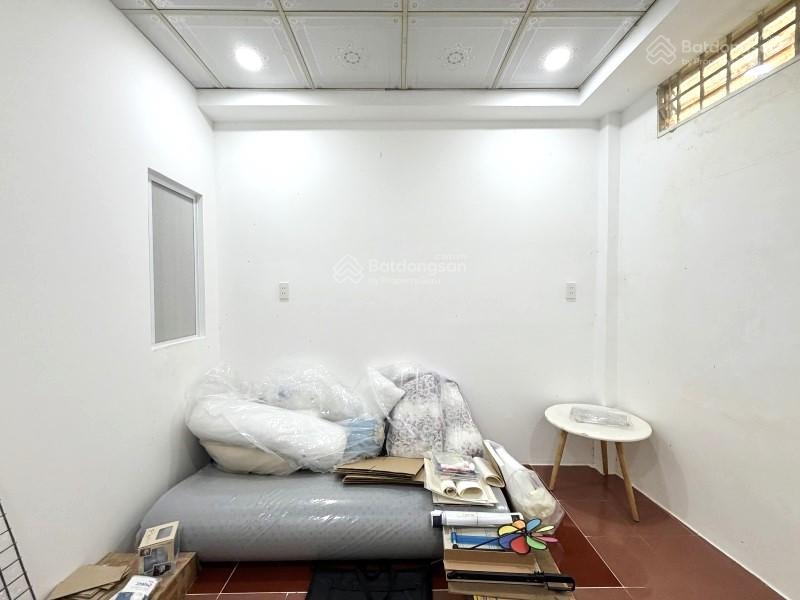 Vip! hẻm xe hơi 6m thông, nhà đẹp, 33 m2, huỳnh văn bánh, nhỉnh 6 tỷ.