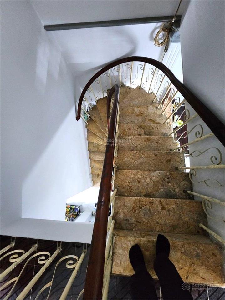 Vip! nhà có sân vườn 55m2, phú nhuận, ở thư giãn, hẻm thông, nhỉnh 7t, (còn tl).