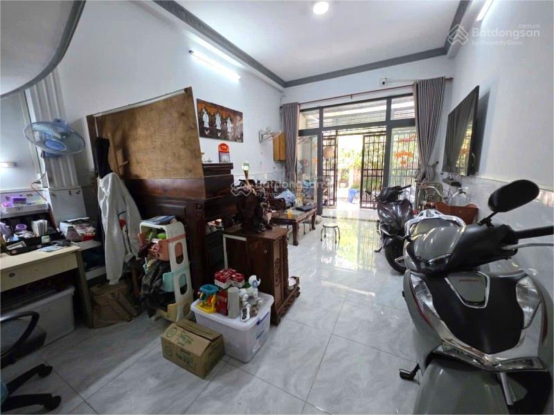 Vip! nhà có sân vườn 55m2, phú nhuận, ở thư giãn, hẻm thông, nhỉnh 7t, (còn tl).