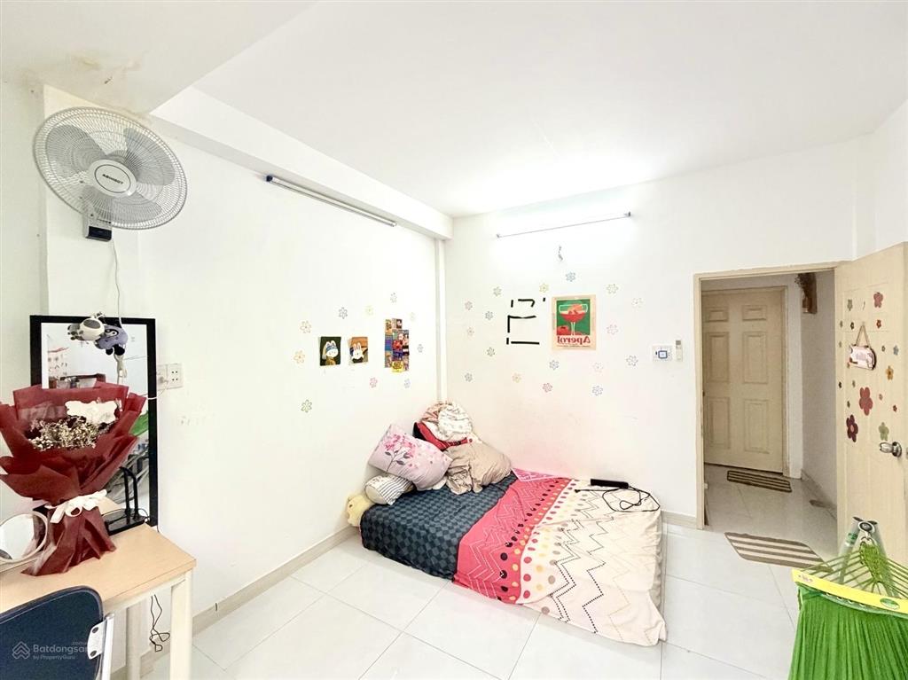 Nhà đẹp phan đăng lưu, dt 33m2, tiện mua ở, mbkd, sẵn sàng dọn vào ở, nhỉnh 7 tỷ.