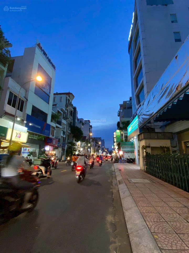 Bán nhà giá tốt  hxh 6m, phú nhuận, nhà rất đẹp, 34m2, nhỉnh 6 tỷ (tl).