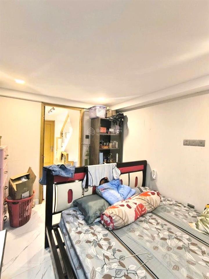 7.3 tỷ  hẻm ô tô 4.5 m nhà 2mt  lê văn sỹ  dt 35 m2  nhà còn mới  tiện mua ở hoặc làm tài sản