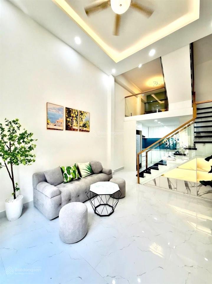 Bán căn ra mt nguyễn trọng tuyển, mới, đẹp, 3 tầng, full nội thất, tt phú nhuận, chỉ 6.x tỷ (tl)