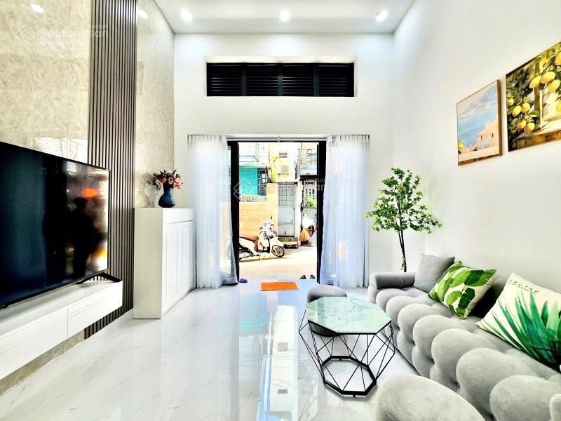 Bán căn ra mt nguyễn trọng tuyển, mới, đẹp, 3 tầng, full nội thất, tt phú nhuận, chỉ 6.x tỷ (tl)