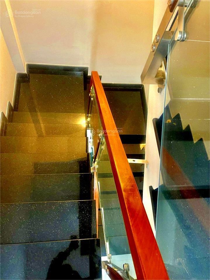 Căn góc 42m2 nguyễn thượng hiền  ngang 4m  hẻm rộng  ở hoặc cho thuê. dòng thu sẵn 25tr/tháng