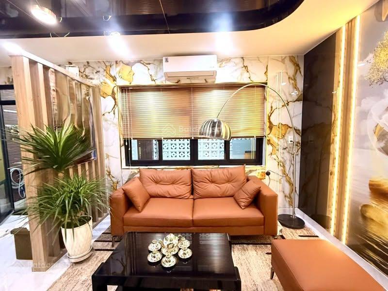 Hot! nguyễn trọng tuyển, 36m2, mới đẹp, tặng full nội thất, nhỉnh 6 tỷ (tl)