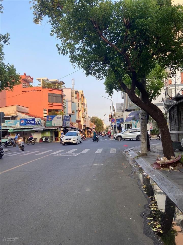 Hot! nguyễn trọng tuyển, 36m2, mới đẹp, tặng full nội thất, nhỉnh 6 tỷ (tl)
