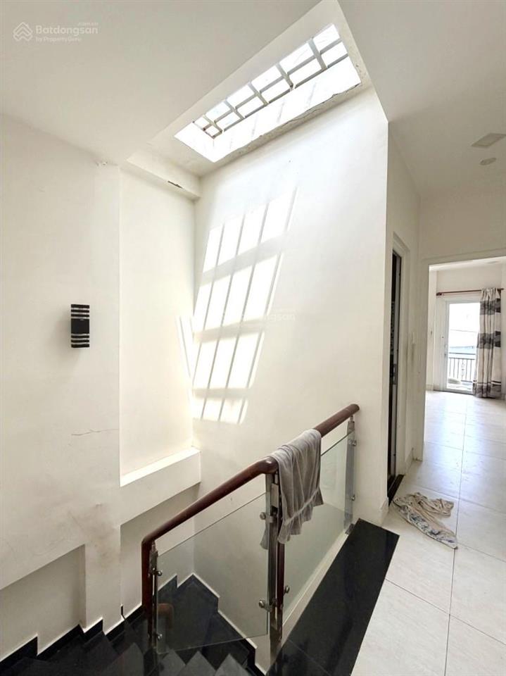 Bán nhà 50m2, 2 mặt tiền, hẻm 4m vf3 thông, mua ở hoặc làm tài sản, giá 7.x tỷ (tl thiện chí).
