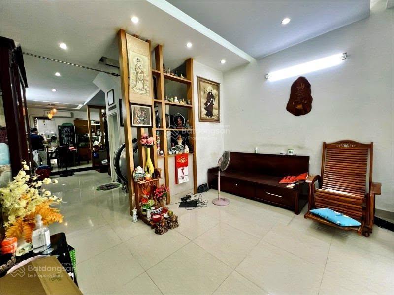 Gấp! nhà 65 m2 (4.45 x 14.5), ở hoặc kinh doanh, hẻm rộng rãi, giá 7,x tỷ