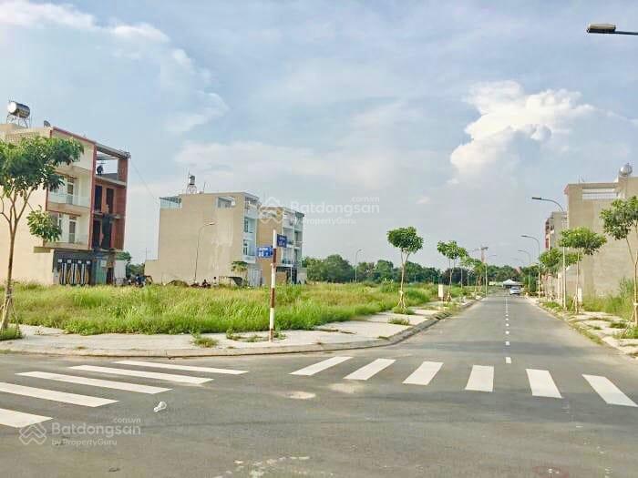 Cần bán lô đất trong kdc phước đông vị trí đắc địa 100m2 giá 1tỷ650
